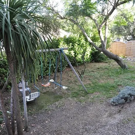 De Charme 5 Pieces Vue בית נופש אנטיב